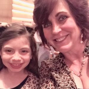 Meet your Posher, Connie